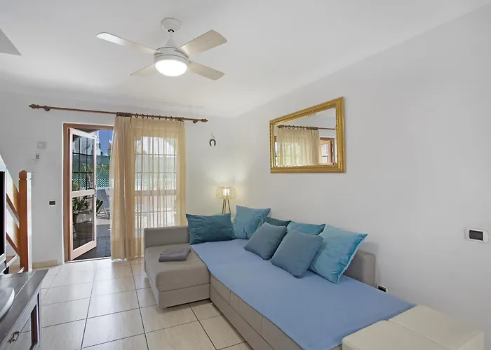 Casa Familiar San Diego Nyaraló